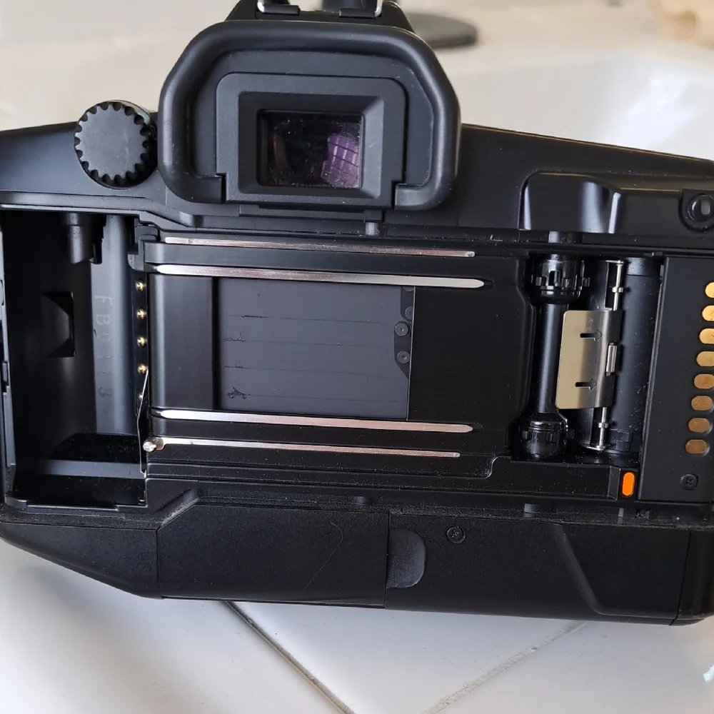 Canon EOS 650 Black Camera with Lens and Flash
